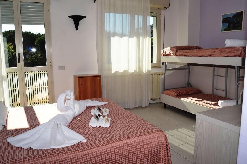 Hotel Suisse Milano Marittima Ngoại thất bức ảnh