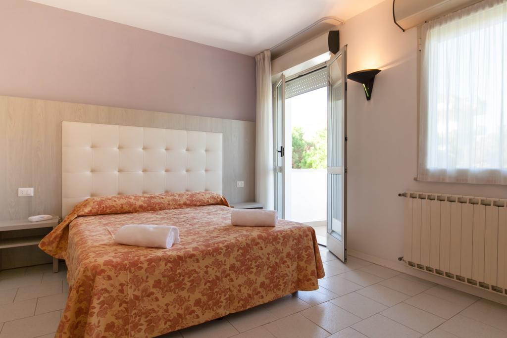 Hotel Suisse Milano Marittima Ngoại thất bức ảnh