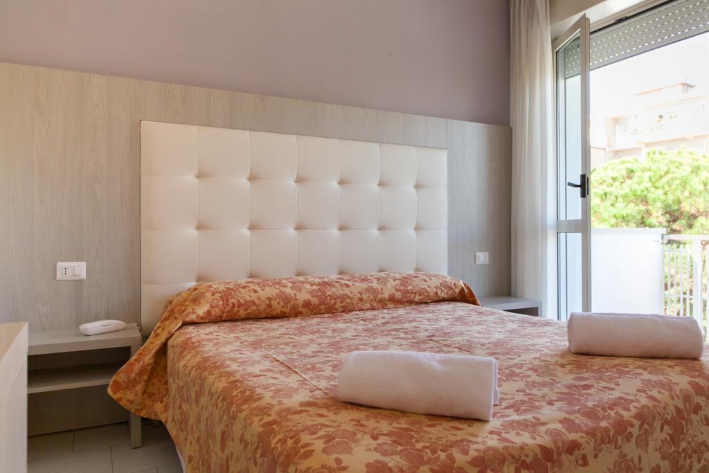 Hotel Suisse Milano Marittima Ngoại thất bức ảnh