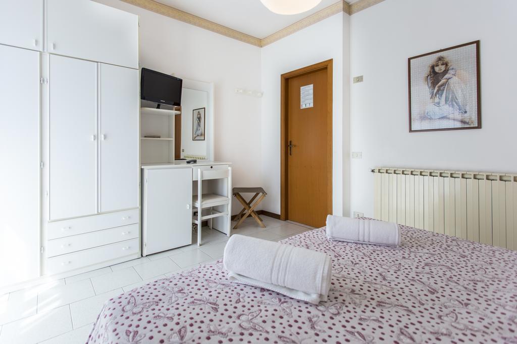 Hotel Suisse Milano Marittima Ngoại thất bức ảnh