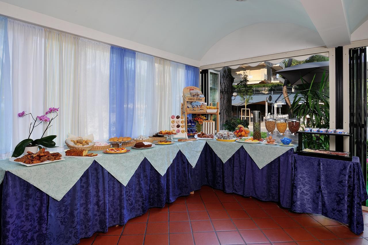 Hotel Suisse Milano Marittima Ngoại thất bức ảnh
