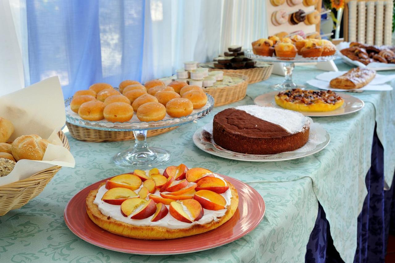 Hotel Suisse Milano Marittima Ngoại thất bức ảnh