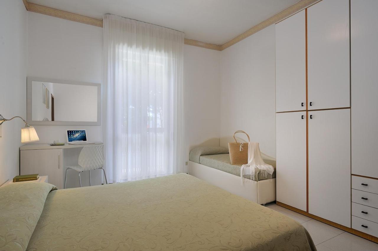 Hotel Suisse Milano Marittima Ngoại thất bức ảnh